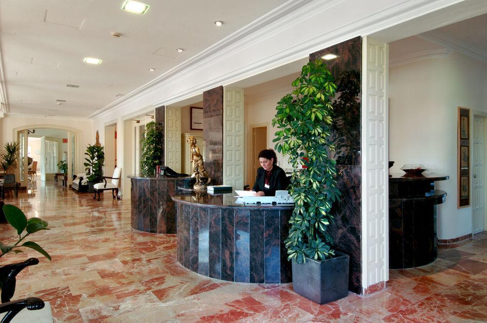 סאן פליו דה גיסולס Hotel Montjoi By Brava Hoteles מראה פנימי תמונה