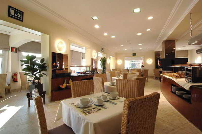 סאן פליו דה גיסולס Hotel Montjoi By Brava Hoteles מראה חיצוני תמונה